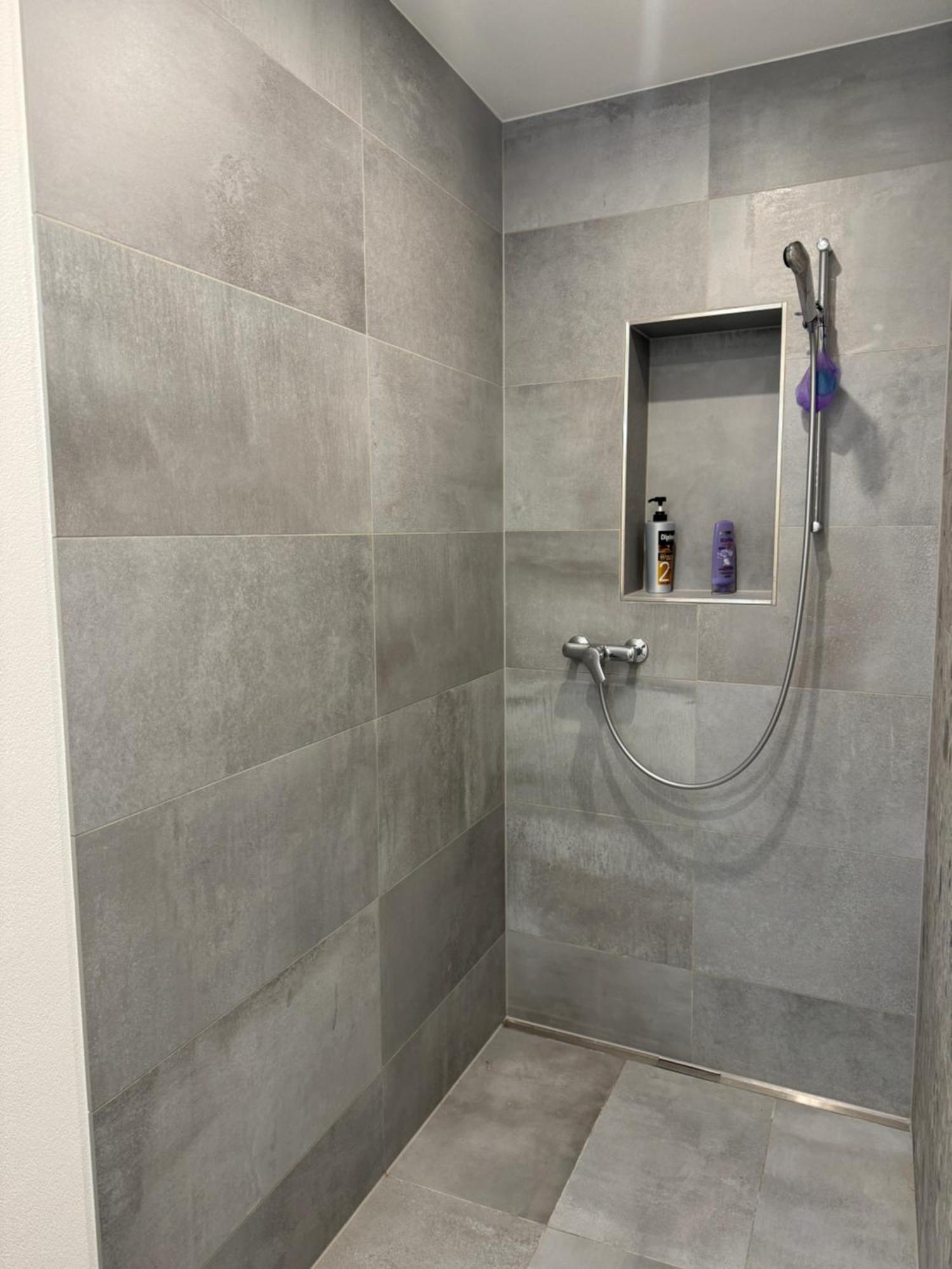 Gemuetliche Wohnung Landquart Kültér fotó